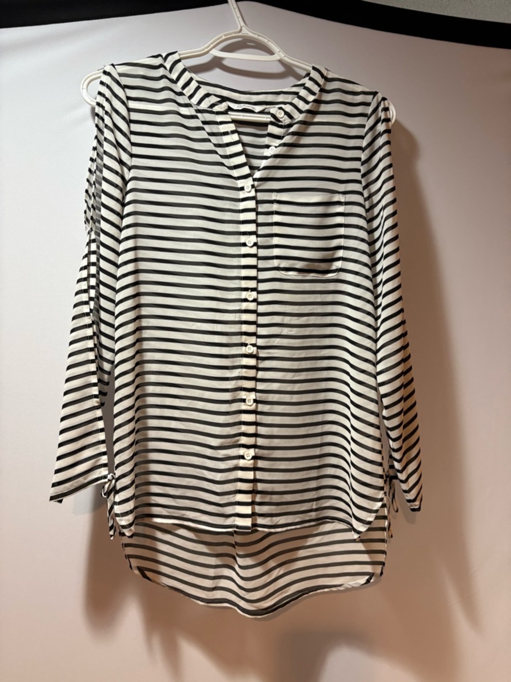 Reitmans Black and White Striped Button-Front Women’s Shirt